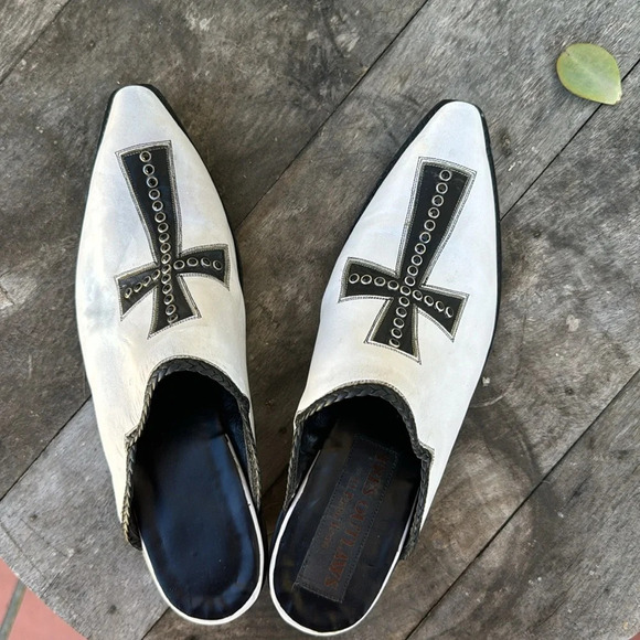 Tres Outlaws white with black Cross Swarovski crystals Pointed Toe mule boot 8.5 - Picture 1 of 16